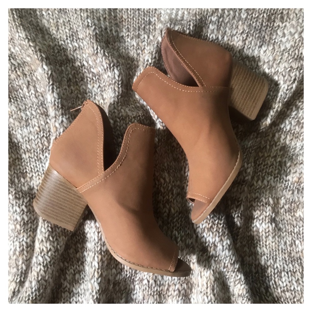 Qupid Camel Open Toe Booties